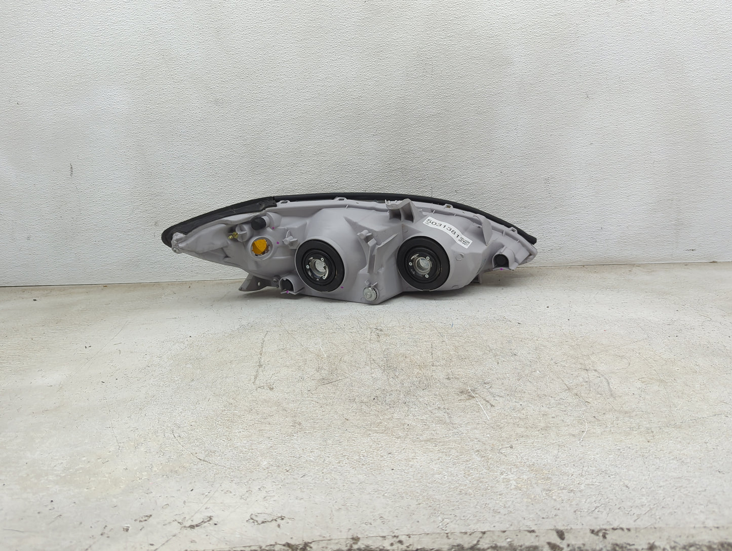 2002-2004 Toyota Camry Driver Left Oem Head Light Headlight Lamp Chrome - Oemusedautoparts1.com