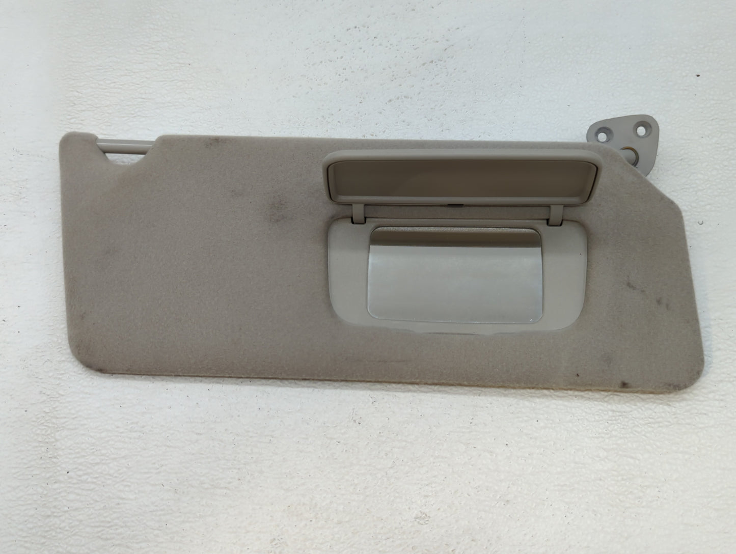 2002-2006 Toyota Camry Sun Visor Shade Replacement Passenger Right Mirror Fits Fits 2002 2003 2004 2005 2006 OEM Used Auto P