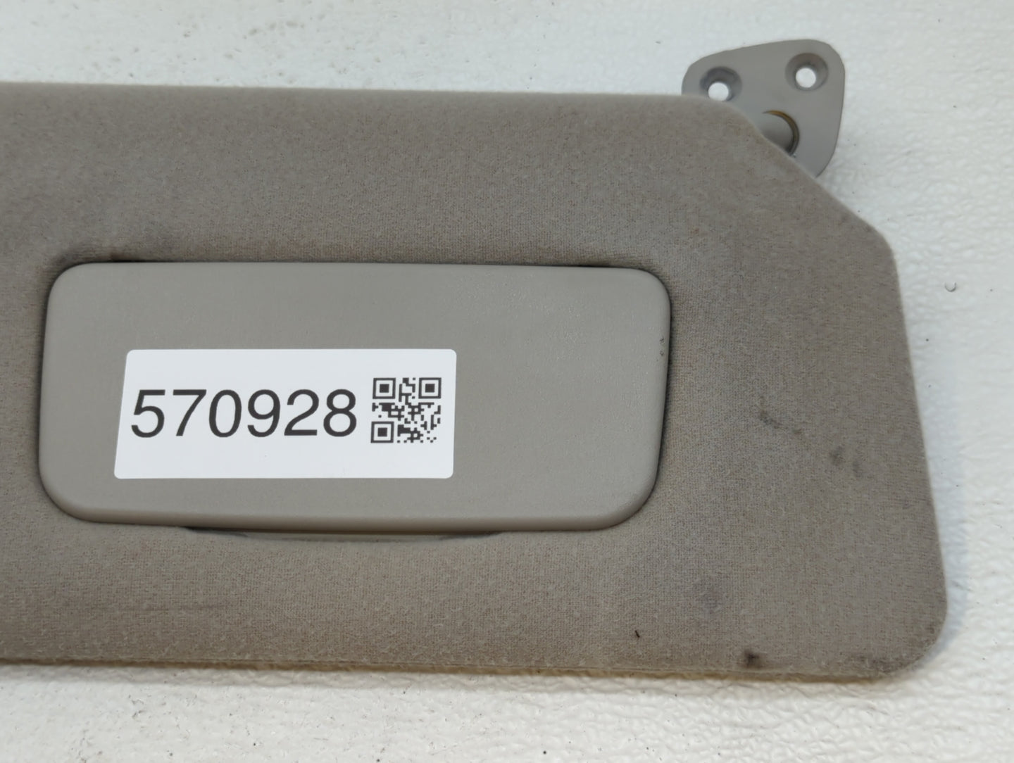 2002-2006 Toyota Camry Sun Visor Shade Replacement Passenger Right Mirror Fits Fits 2002 2003 2004 2005 2006 OEM Used Auto P