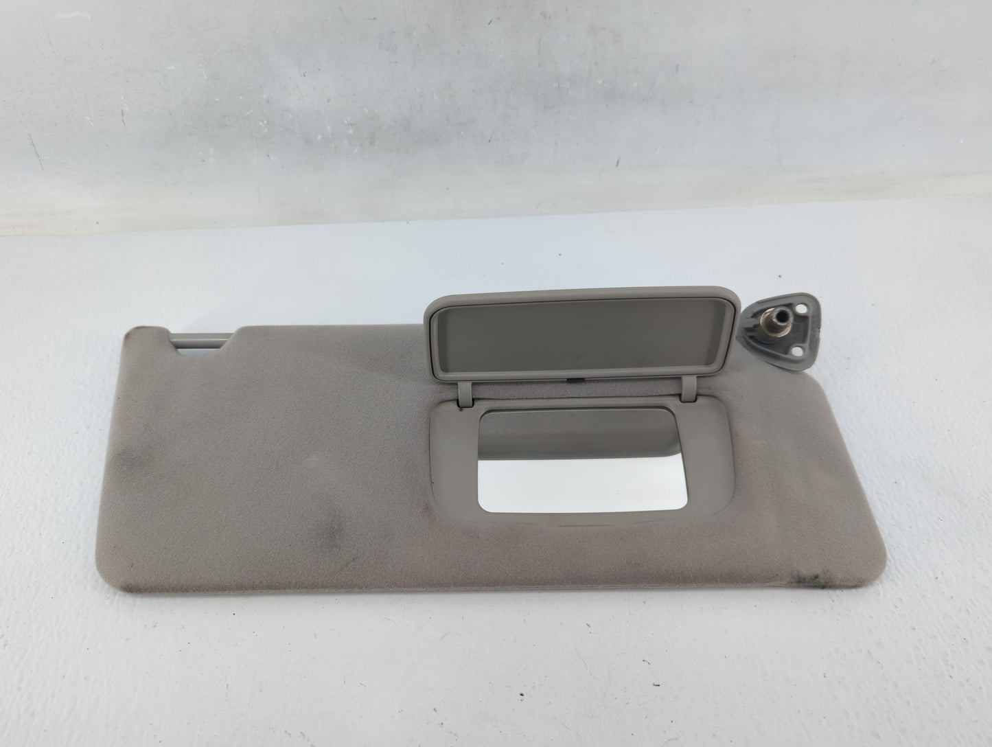 2002-2006 Toyota Camry Sun Visor Shade Replacement Passenger Right Mirror Fits Fits 2002 2003 2004 2005 2006 OEM Used Auto P