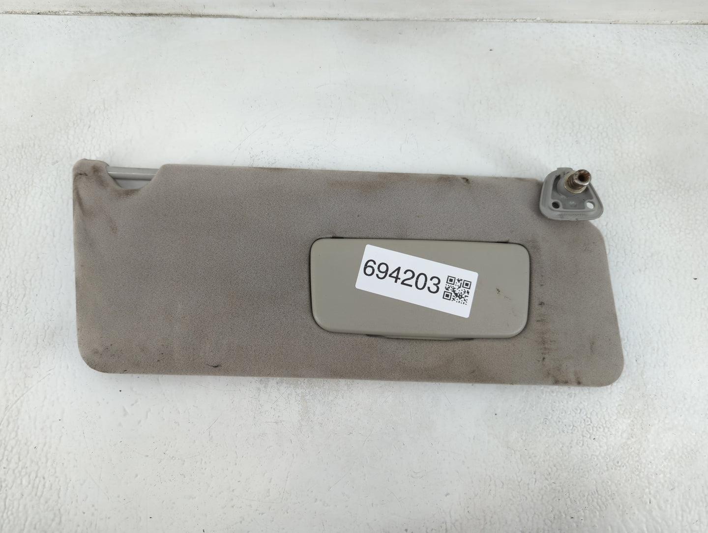 2002-2004 Toyota Camry Sun Visor Shade Replacement Passenger Right Mirror Fits Fits 2002 2003 2004 OEM Used Auto Parts - Oem