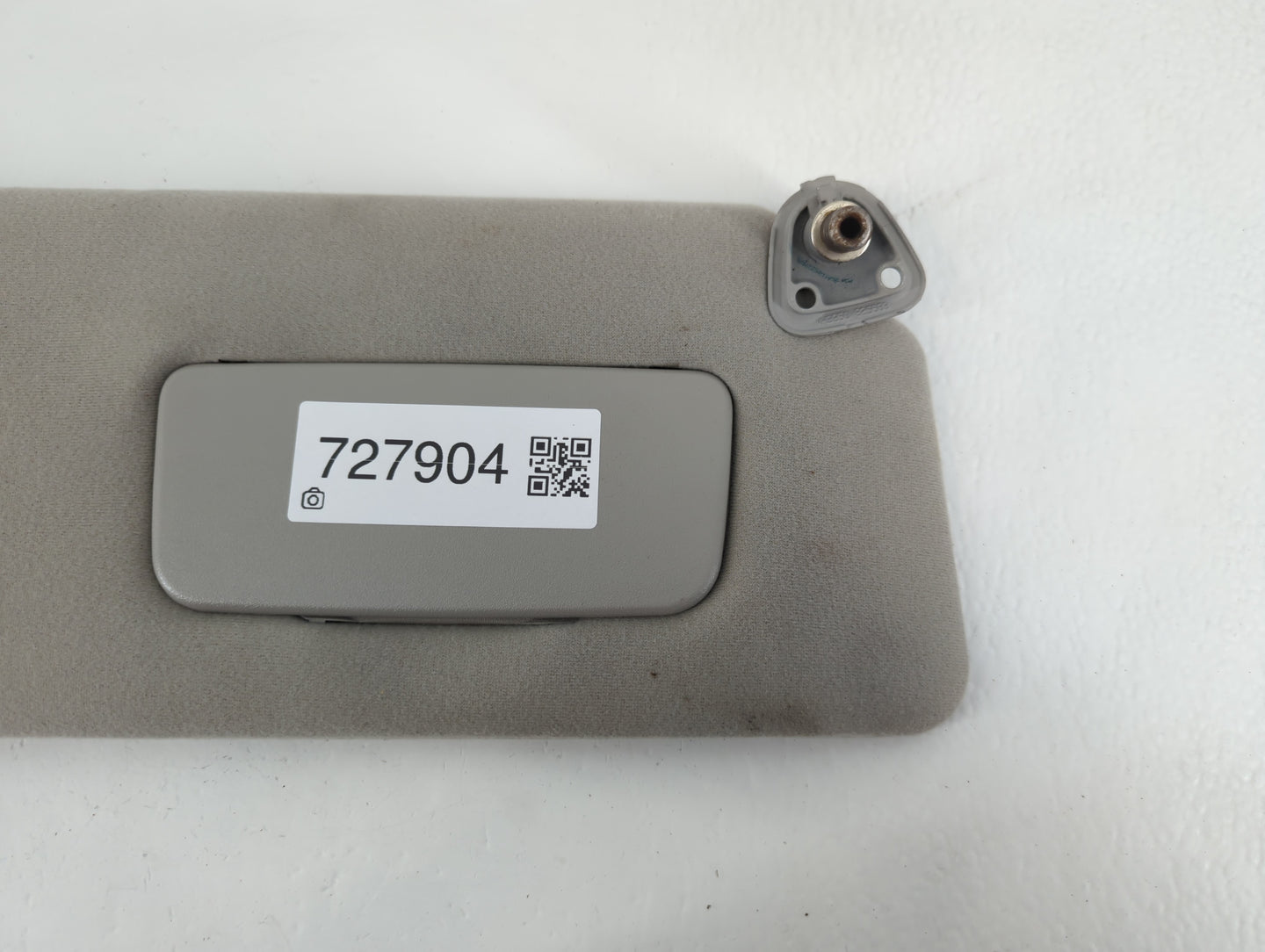 2002-2006 Toyota Camry Sun Visor Shade Replacement Passenger Right Mirror Fits Fits 2002 2003 2004 2005 2006 OEM Used Auto P