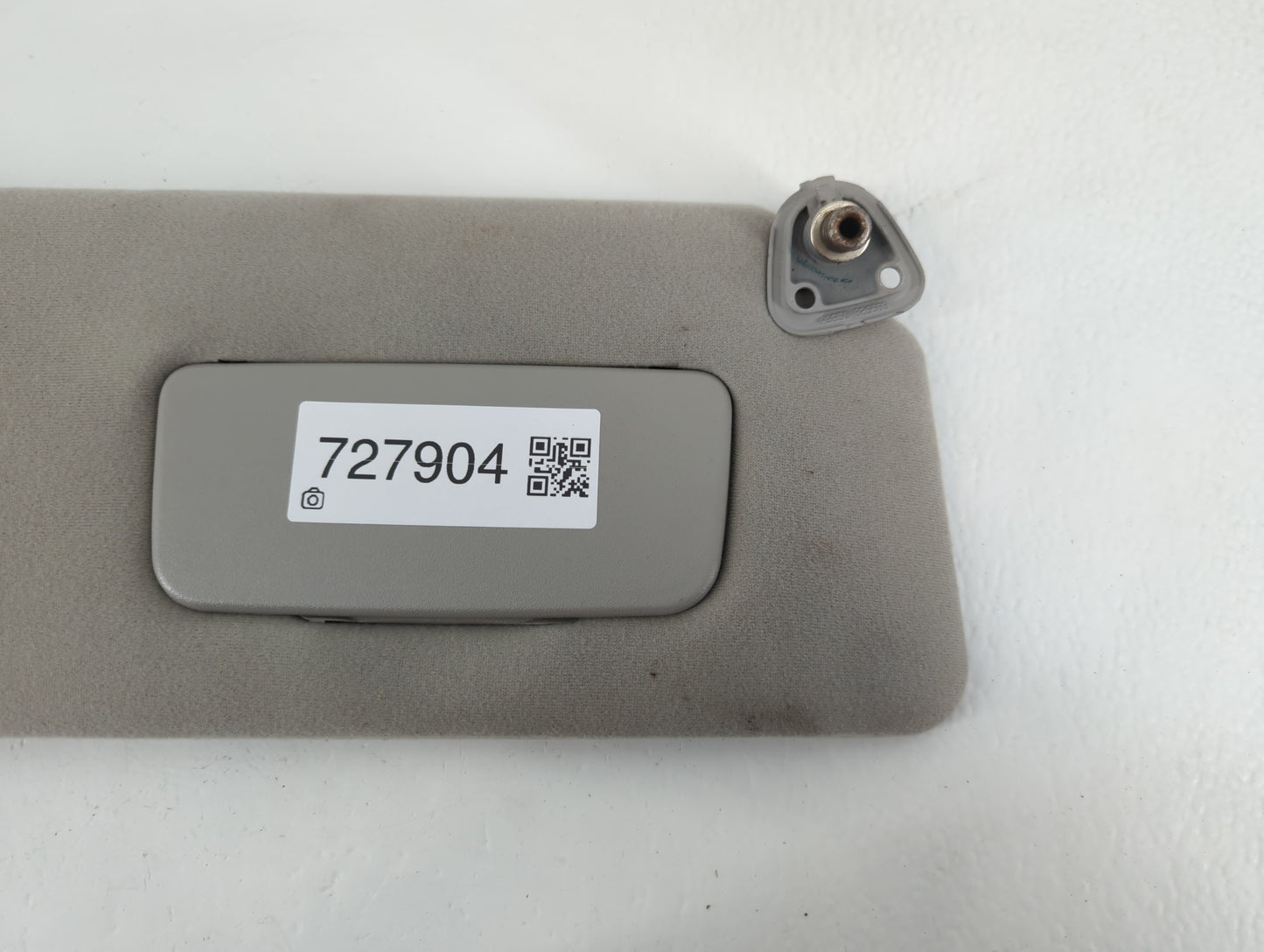 2002-2006 Toyota Camry Sun Visor Shade Replacement Passenger Right Mirror Fits Fits 2002 2003 2004 2005 2006 OEM Used Auto P