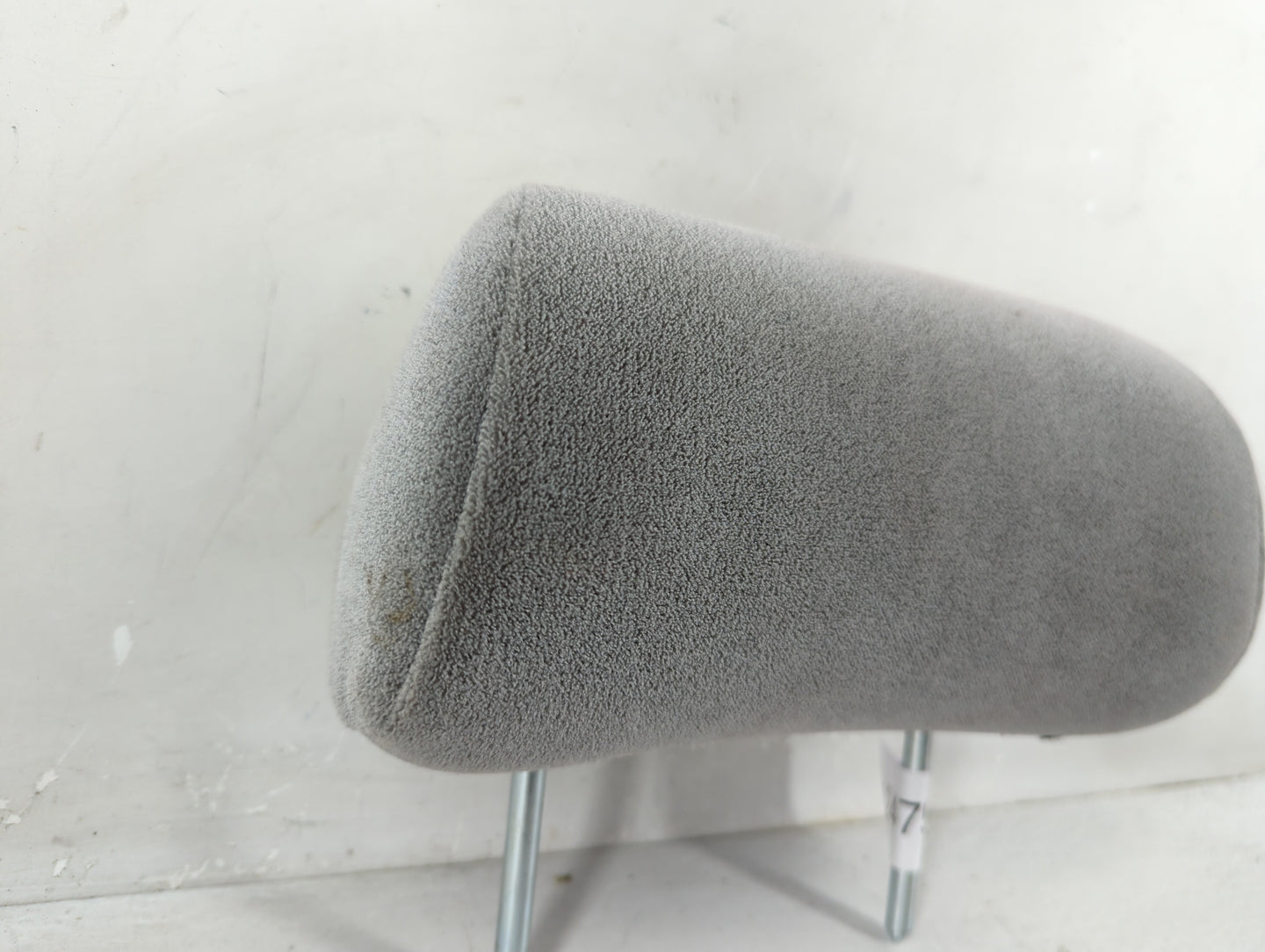 2003 Toyota Corolla Headrest Head Rest Rear Seat Fits OEM Used Auto Parts - Oemusedautoparts1.com