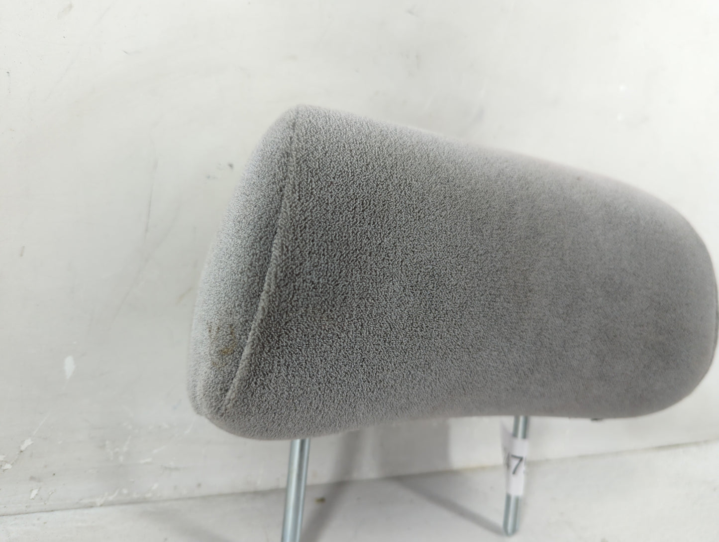 2003 Toyota Corolla Headrest Head Rest Rear Seat Fits OEM Used Auto Parts - Oemusedautoparts1.com