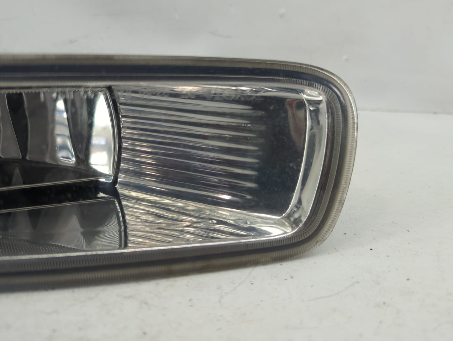 2003-2004 Toyota Corolla Passenger Right Oem Fog Light Lamp - Oemusedautoparts1.com