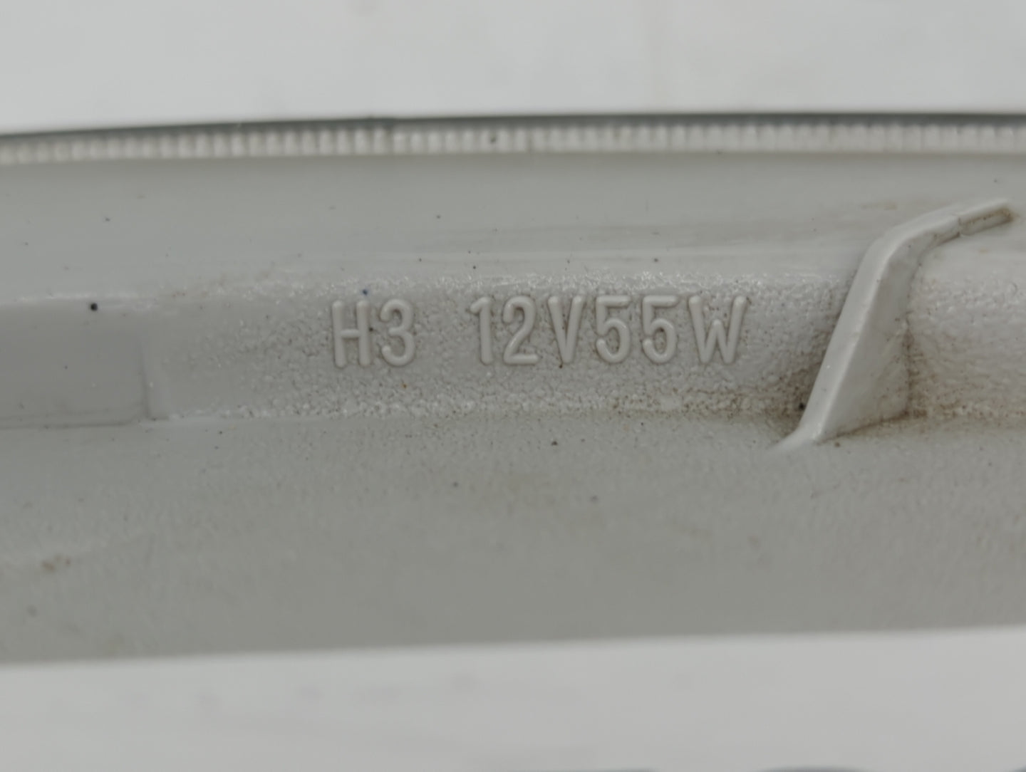 2003-2004 Toyota Corolla Passenger Right Oem Fog Light Lamp - Oemusedautoparts1.com