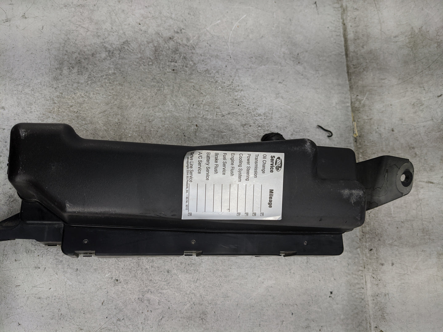 2003-2004 Toyota Corolla Fusebox Fuse Box Panel Relay Module P/N:R0100029942 Fits Fits 2003 2004 OEM Used Auto Parts - Oemus
