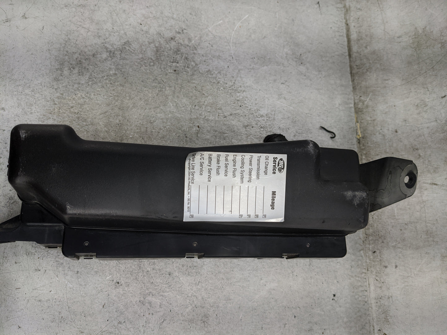 2003-2004 Toyota Corolla Fusebox Fuse Box Panel Relay Module P/N:R0100029942 Fits Fits 2003 2004 OEM Used Auto Parts - Oemus