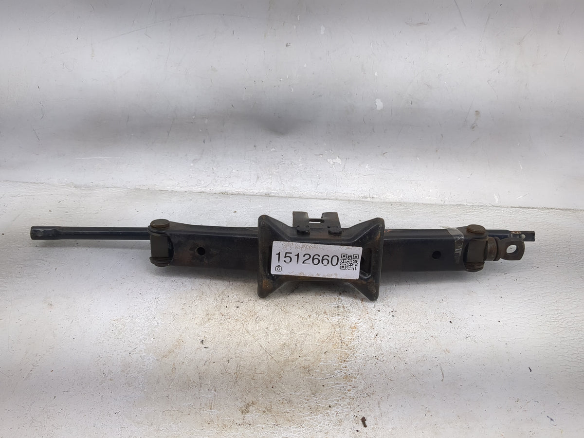 2003 Toyota Corolla Spare Scissor Car Jack - Oemusedautoparts1.com