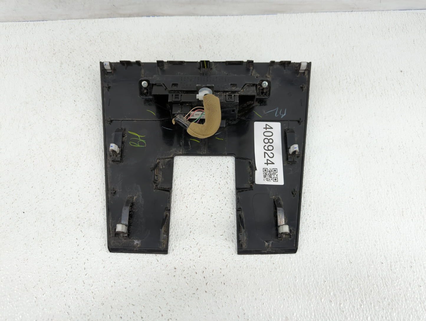 2003 Toyota Corolla Digitial Dash Clock P/N:83910-02070 Fits OEM Used Auto Parts - Oemusedautoparts1.com