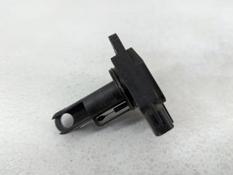 compare product 2003-2008 Toyota Corolla Mass Air Flow Meter Maf