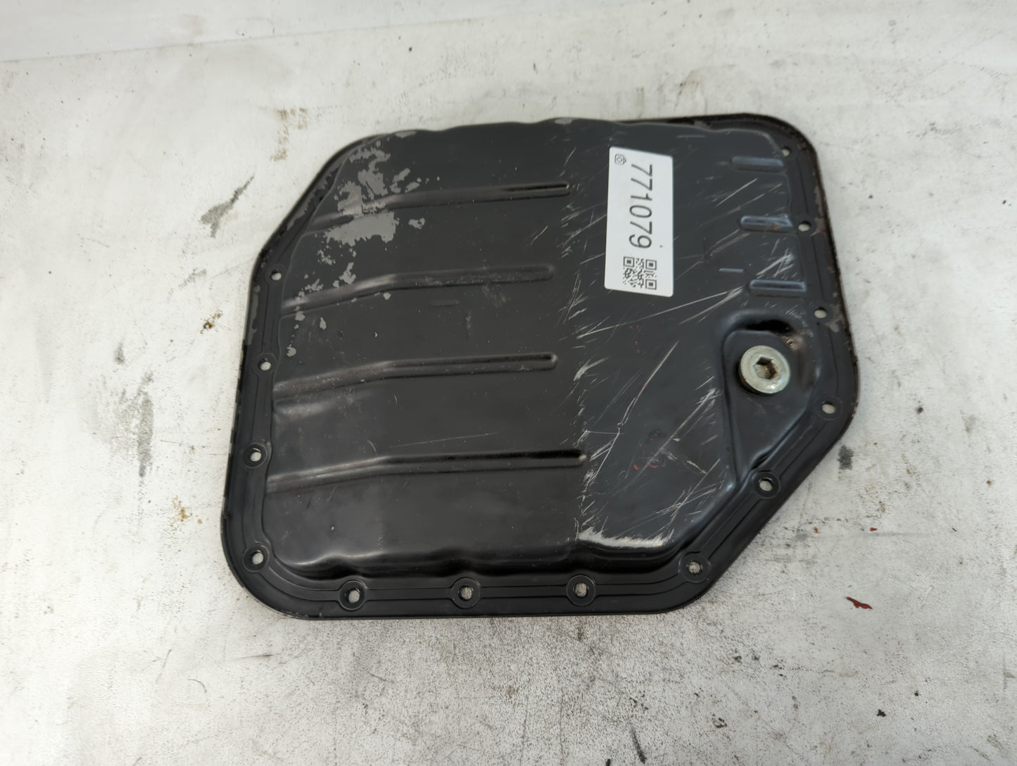 2000-2005 Toyota Echo Engine Oil Pan Fits OEM Used Auto Parts - Oemusedautoparts1.com