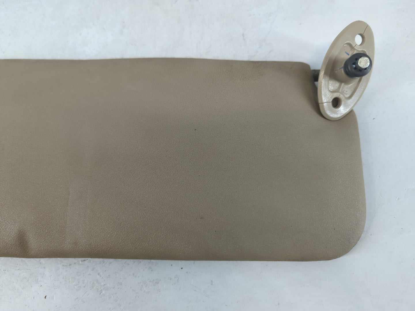 2000-2005 Toyota Echo Sun Visor Shade Replacement Passenger Right Mirror Fits Fits 2000 2001 2002 2003 2004 2005 OEM Used Au