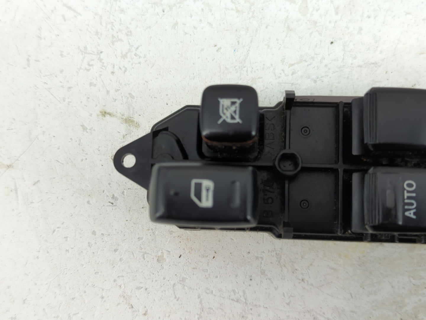 2001-2003 Toyota Highlander Master Power Window Switch Replacement Driver Side Left P/N:84040-48050 Fits Fits 2001 2002 2003