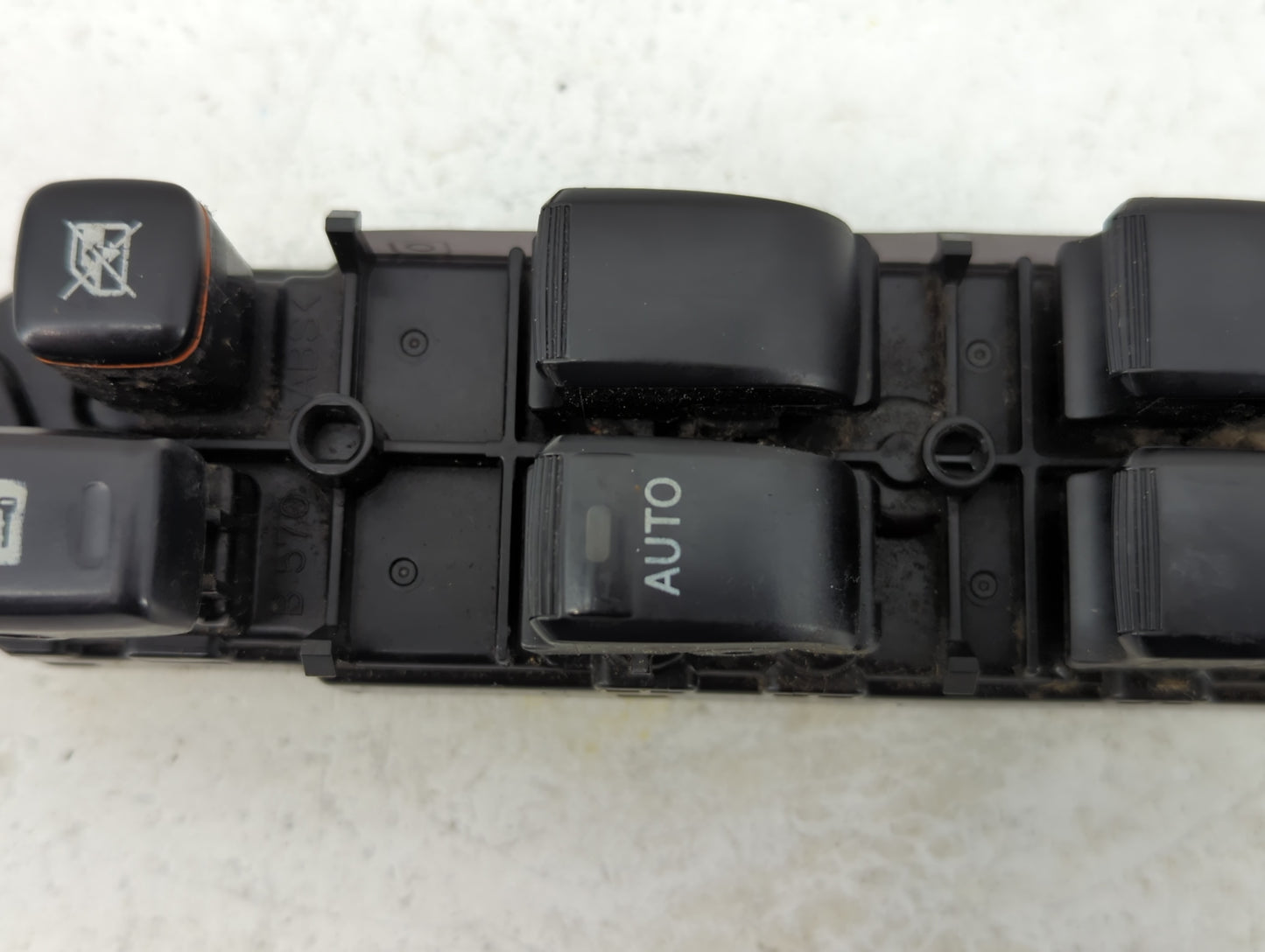 2001-2003 Toyota Highlander Master Power Window Switch Replacement Driver Side Left P/N:84040-48050 Fits Fits 2001 2002 2003