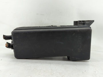 2001-2003 Toyota Highlander Fusebox Fuse Box Panel Relay Module P/N:8266248020 Fits Fits 2001 2002 2003 OEM Used Auto Parts 