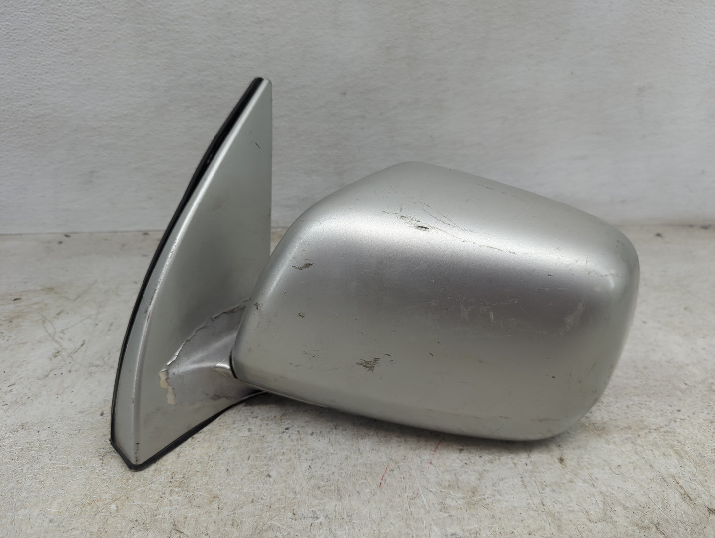 2001-2007 Toyota Highlander Driver Side View Mirror - Left Door Mirror OEM Used - Oemusedautoparts1.com
