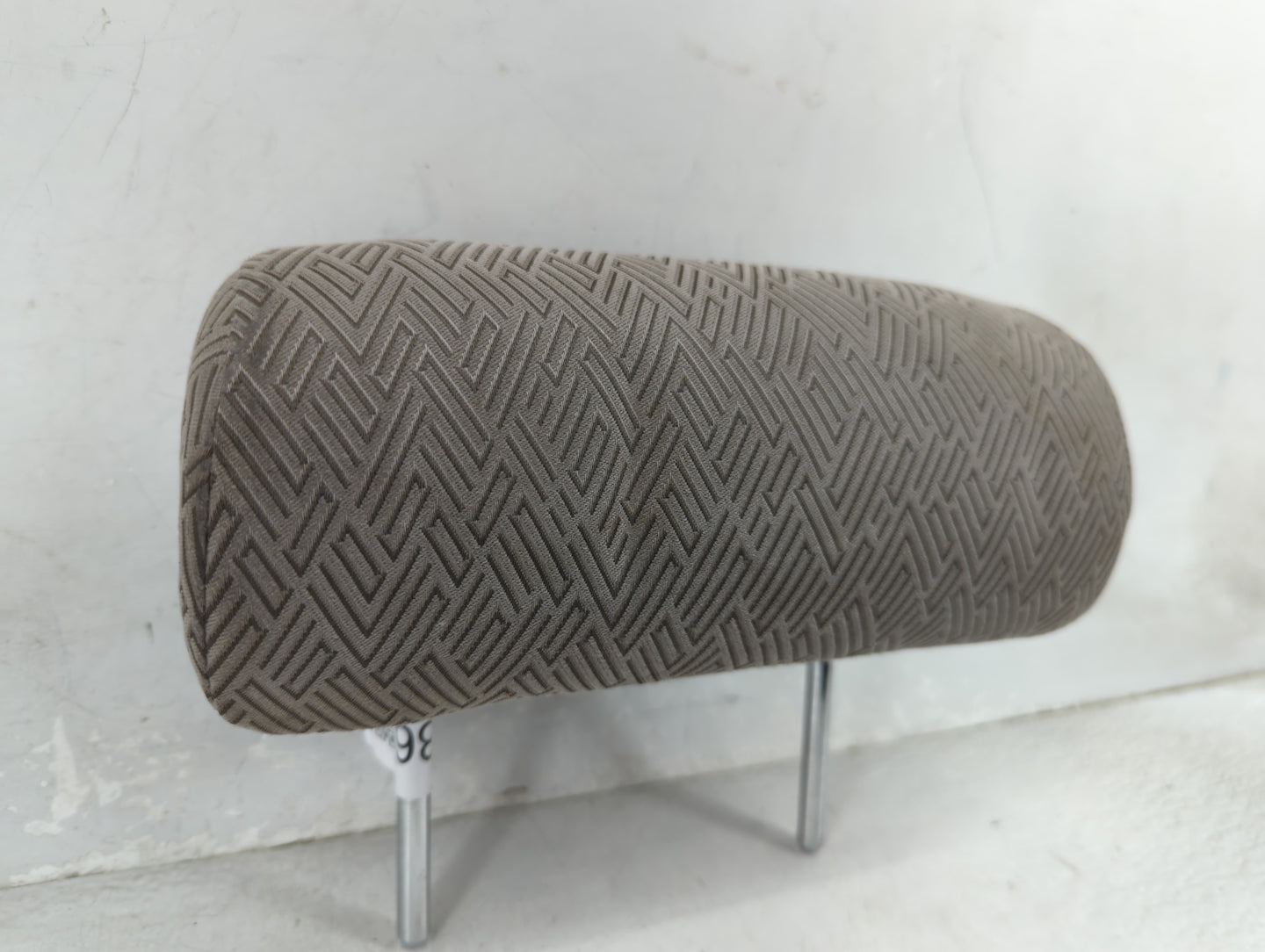 2003 Toyota Highlander Headrest Head Rest Rear Center Seat Fits OEM Used Auto Parts - Oemusedautoparts1.com
