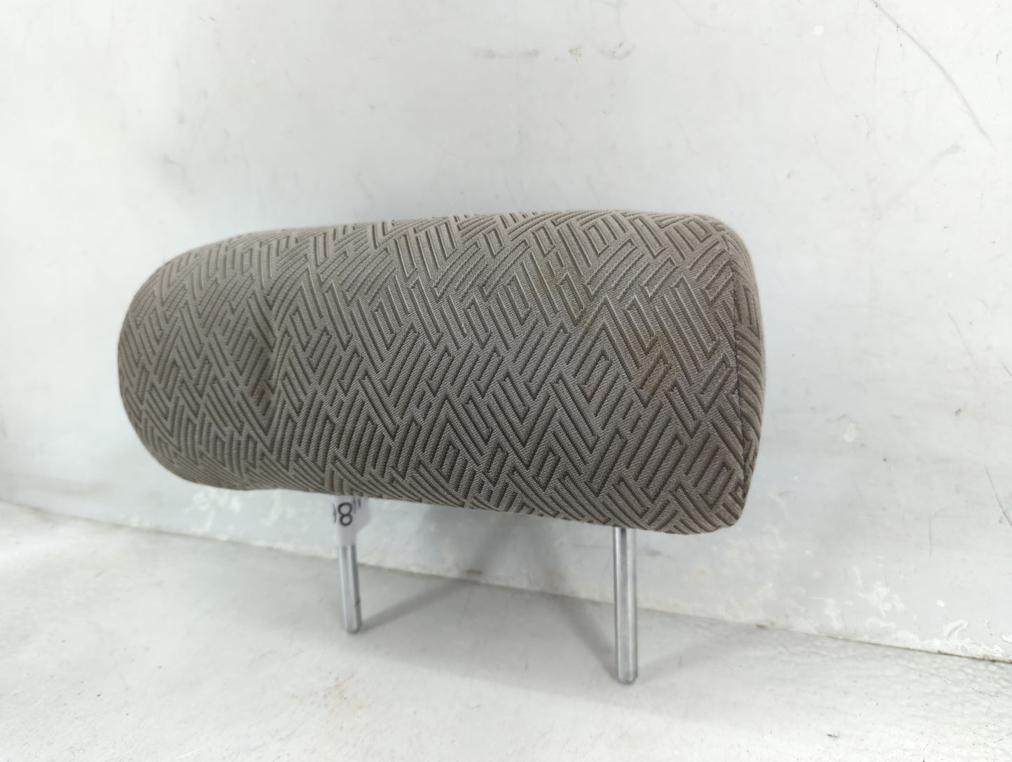 2003 Toyota Highlander Headrest Head Rest Rear Center Seat Fits OEM Used Auto Parts - Oemusedautoparts1.com