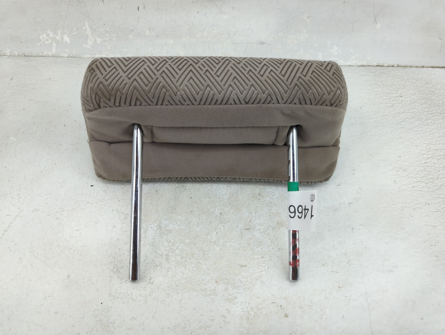 2003 Toyota Highlander Headrest Head Rest Rear Center Seat Fits OEM Used Auto Parts - Oemusedautoparts1.com
