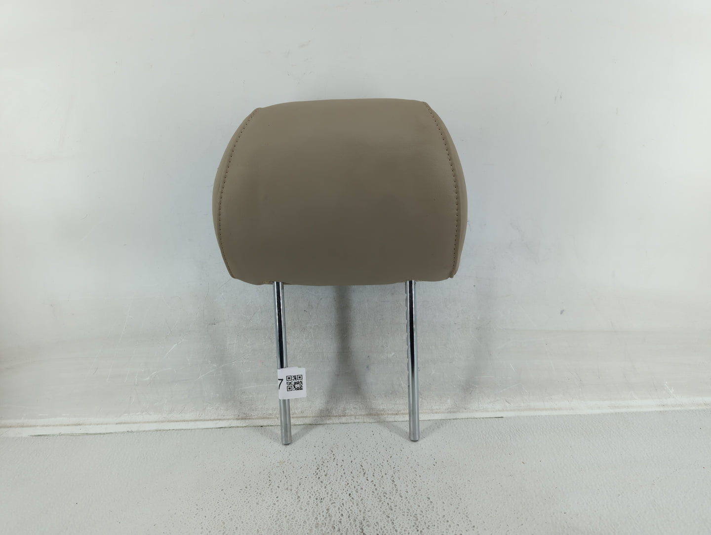 2001-2003 Toyota Highlander Headrest Head Rest Rear Seat Fits Fits 2001 2002 2003 OEM Used Auto Parts - Oemusedautoparts1.co