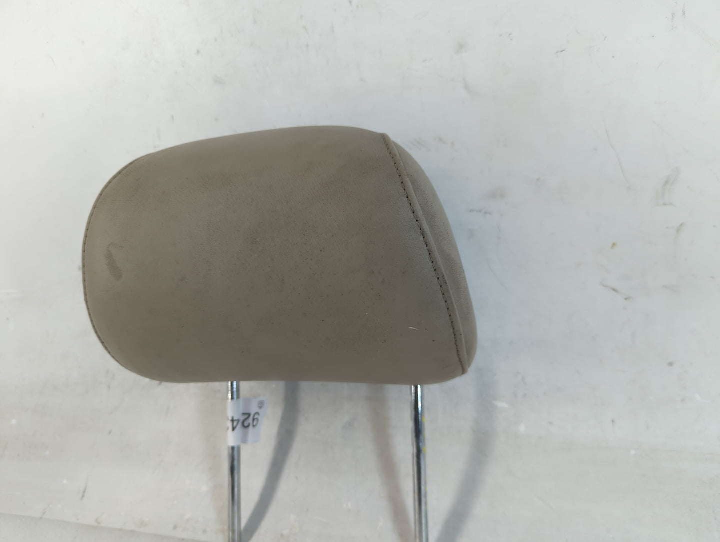 2001-2003 Toyota Highlander Headrest Head Rest Front Driver Passenger Seat Fits Fits 2001 2002 2003 OEM Used Auto Parts - Oe