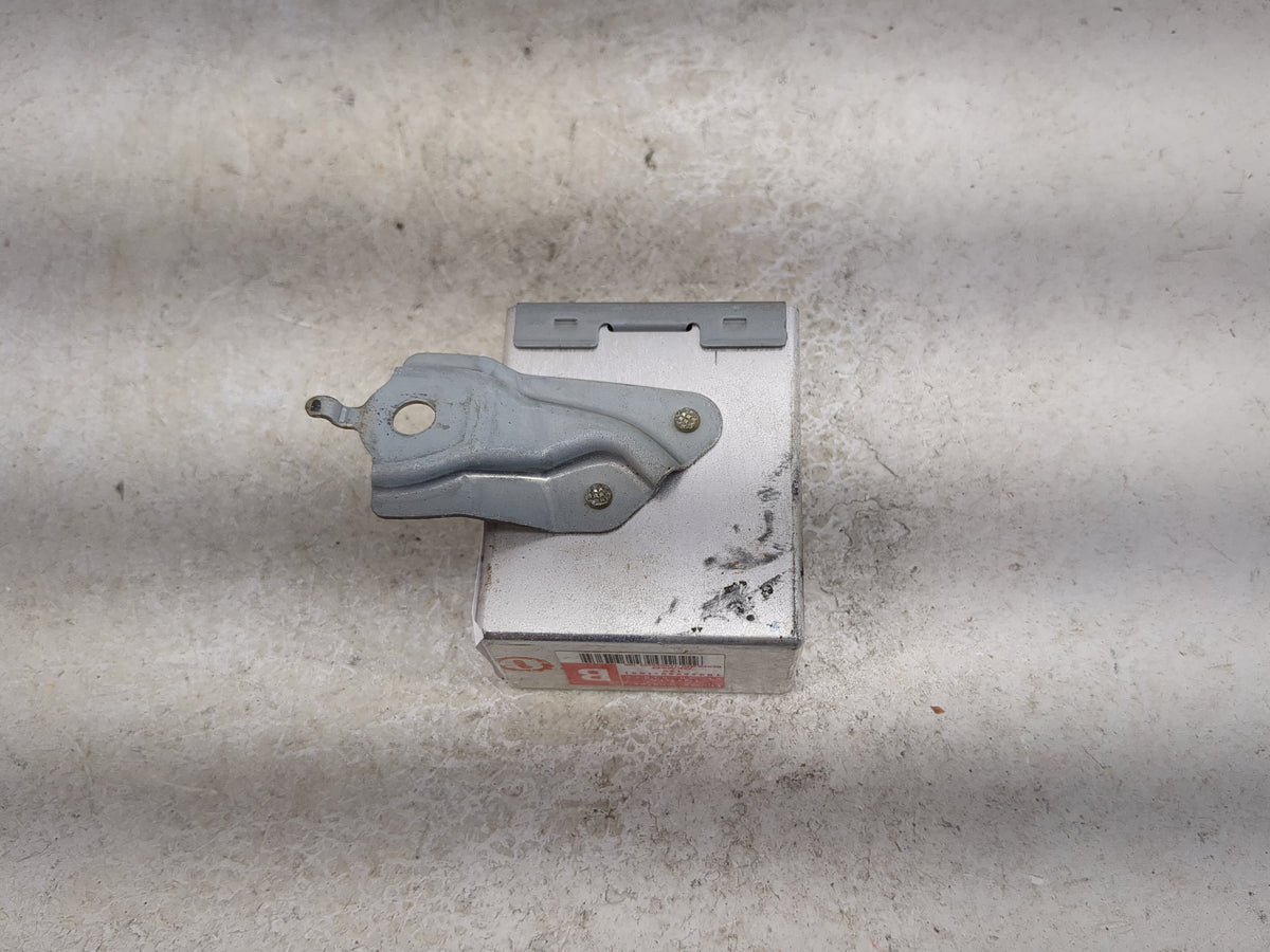 2003-2004 Toyota Matrix Cruise Control Module 88240-01020|tn036900-1581 - Oemusedautoparts1.com