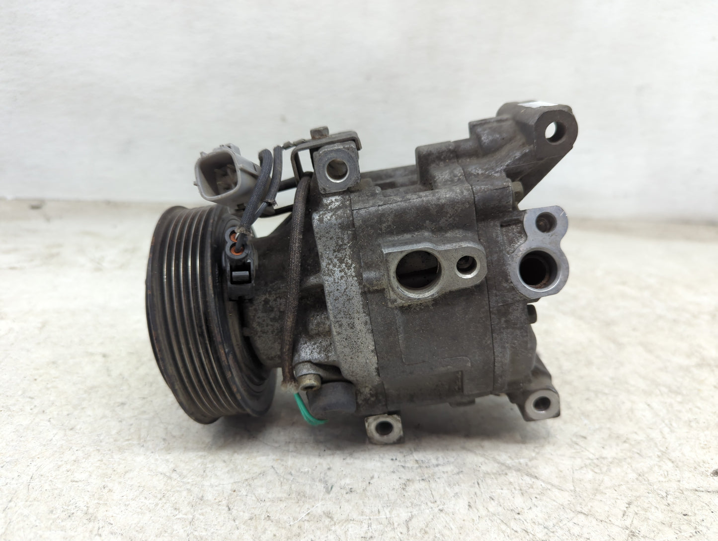 2003 Toyota Mr2 Air Conditioning A/c Ac Compressor Oem - Oemusedautoparts1.com