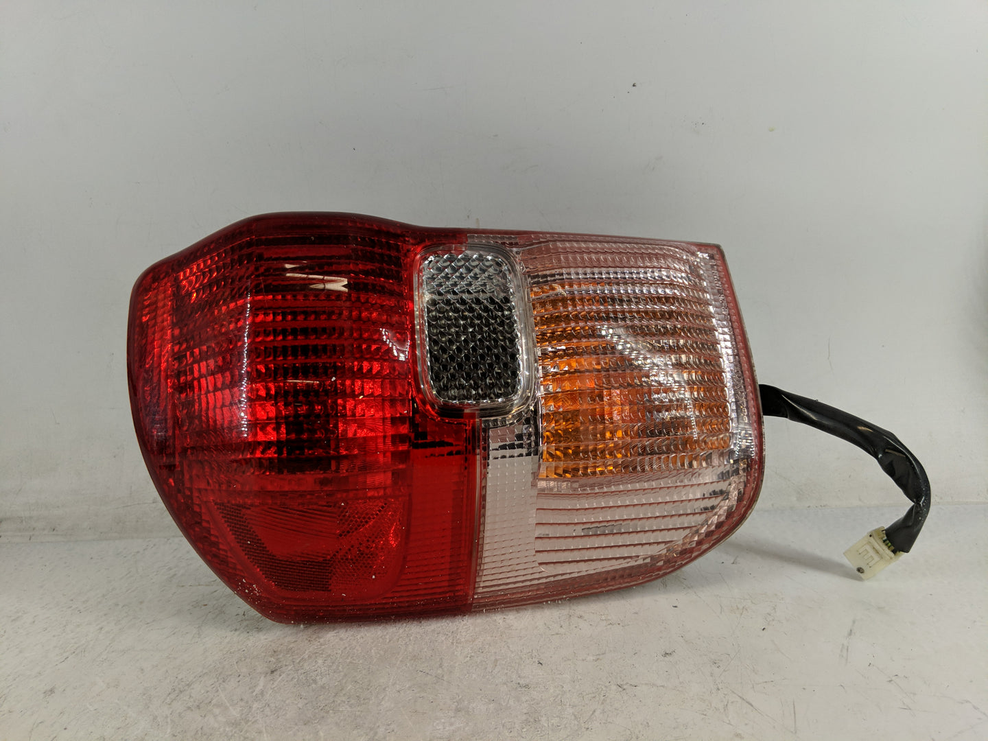 2001-2003 Toyota Rav4 Tail Light Assembly Driver Left OEM Fits Fits 2001 2002 2003 OEM Used Auto Parts - Oemusedautoparts1.c