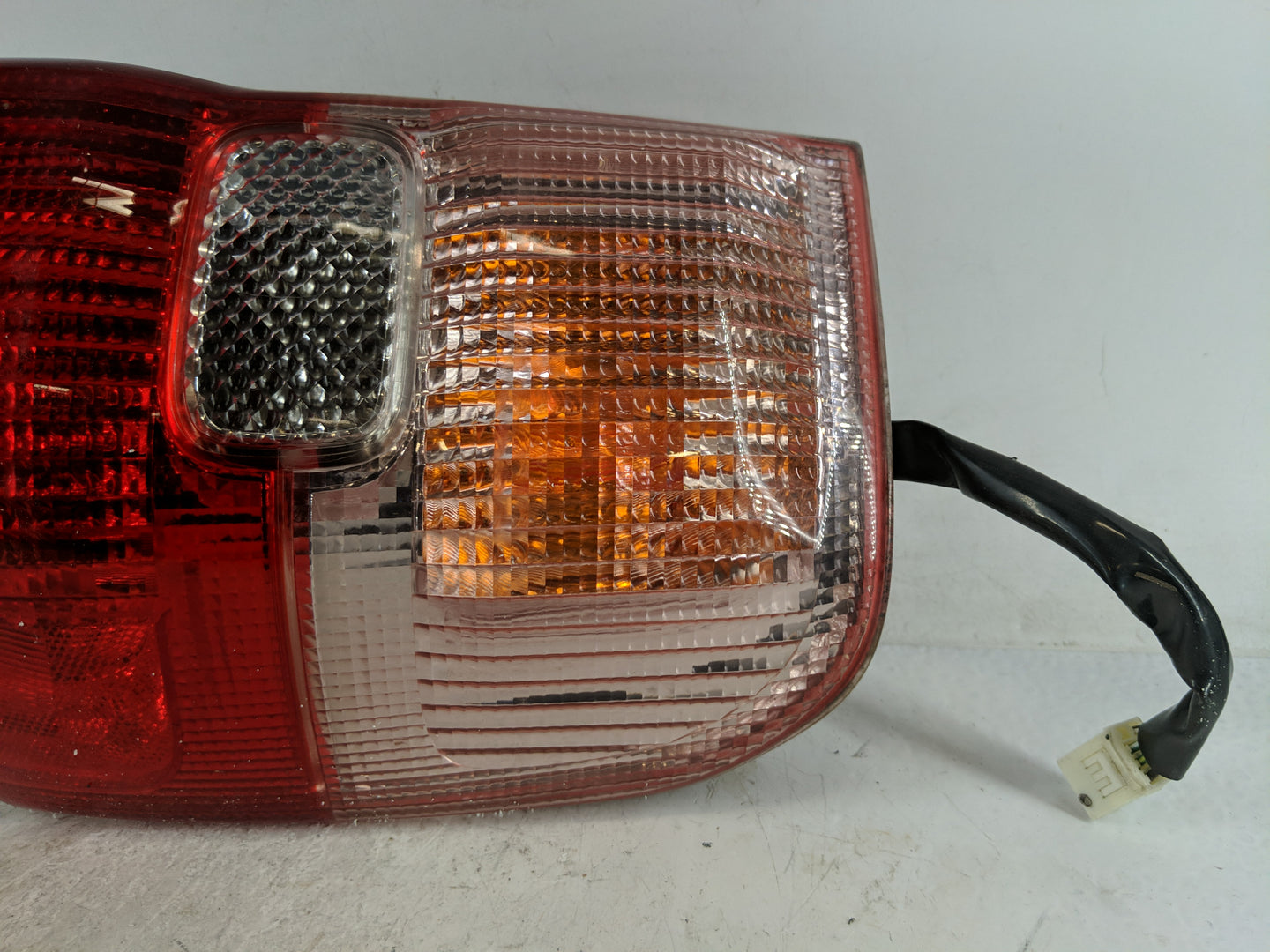 2001-2003 Toyota Rav4 Tail Light Assembly Driver Left OEM Fits Fits 2001 2002 2003 OEM Used Auto Parts - Oemusedautoparts1.c