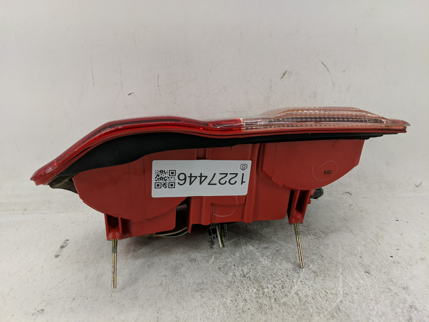 2001-2003 Toyota Rav4 Tail Light Assembly Passenger Right OEM Fits Fits 2001 2002 2003 OEM Used Auto Parts - Oemusedautopart