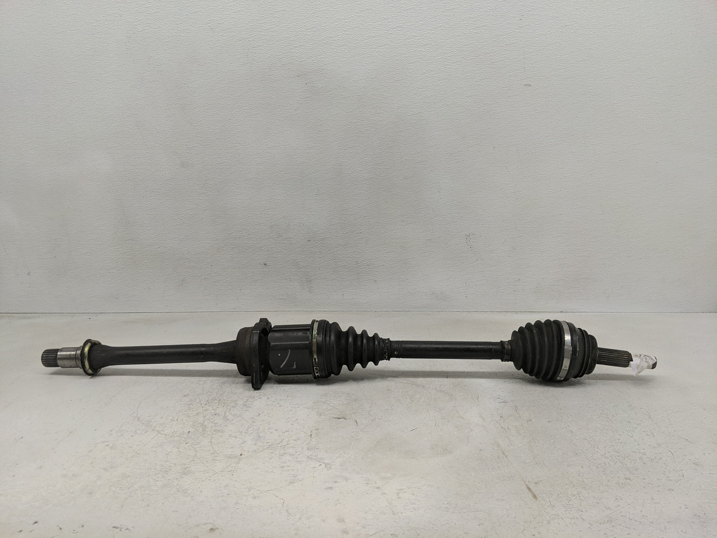 2001-2005 Toyota Rav4 Axle Shaft Front Driver Cv C/v - Oemusedautoparts1.com