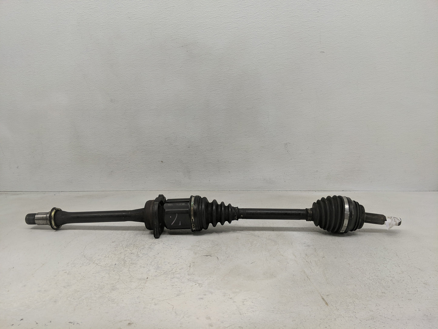 2001-2005 Toyota Rav4 Axle Shaft Front Driver Cv C/v - Oemusedautoparts1.com