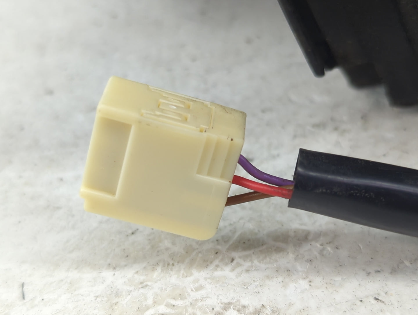 2001-2003 Toyota Rav4 Side Mirror Replacement Driver Left View Door Mirror P/N:E4012153 Fits Fits 2001 2002 2003 OEM Used Au