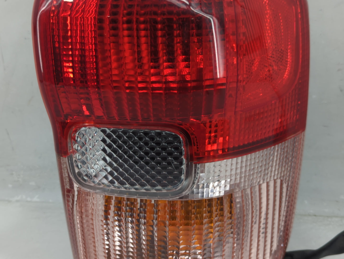 2001-2003 Toyota Rav4 Tail Light Assembly Passenger Right OEM Fits Fits 2001 2002 2003 OEM Used Auto Parts - Oemusedautopart