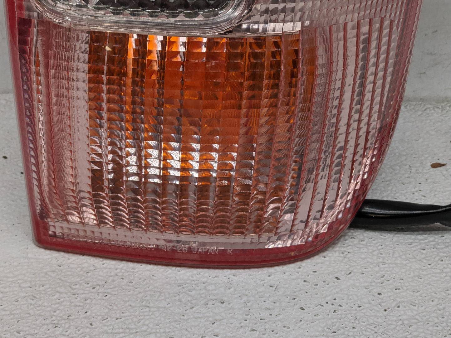 2001-2003 Toyota Rav4 Tail Light Assembly Passenger Right OEM Fits Fits 2001 2002 2003 OEM Used Auto Parts - Oemusedautopart