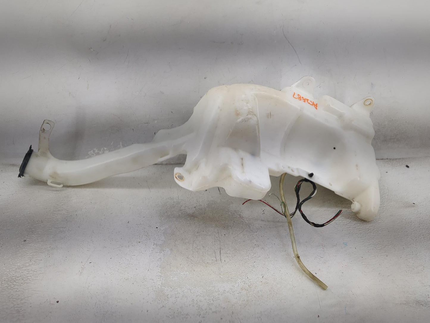 2001-2003 Toyota Rav4 Windshield Washer Fluid Reservoir Bottle Oem - Oemusedautoparts1.com