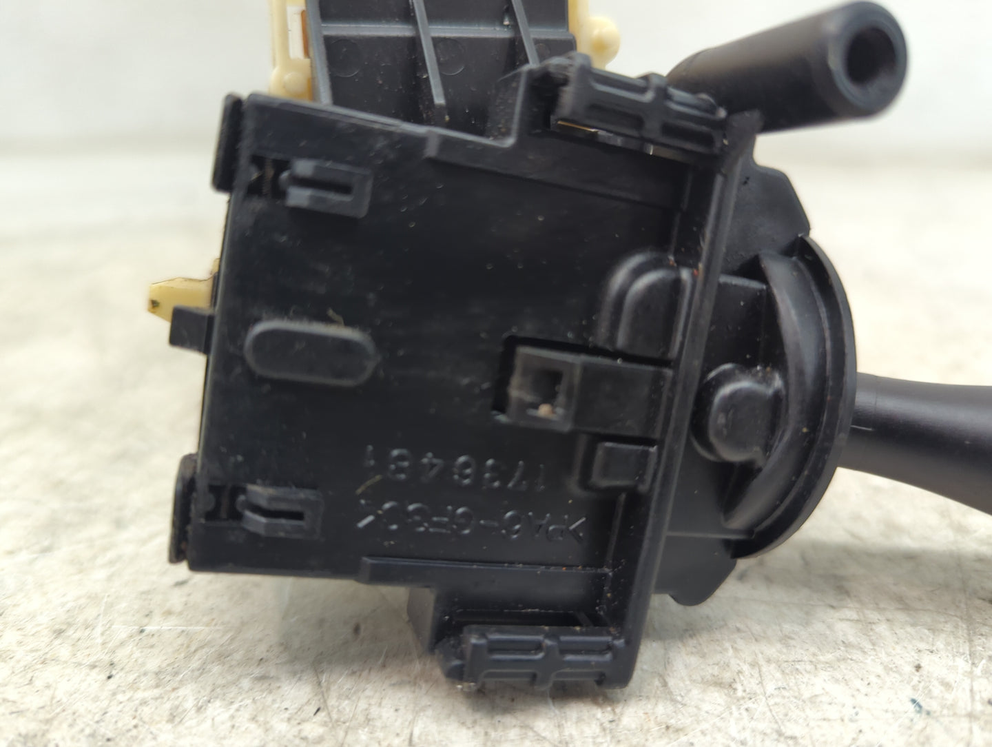 2001-2003 Toyota Rav4 Column Switch 17364b1 - Oemusedautoparts1.com