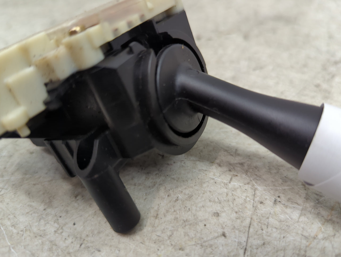 2001-2003 Toyota Rav4 Column Switch 17364b1 - Oemusedautoparts1.com