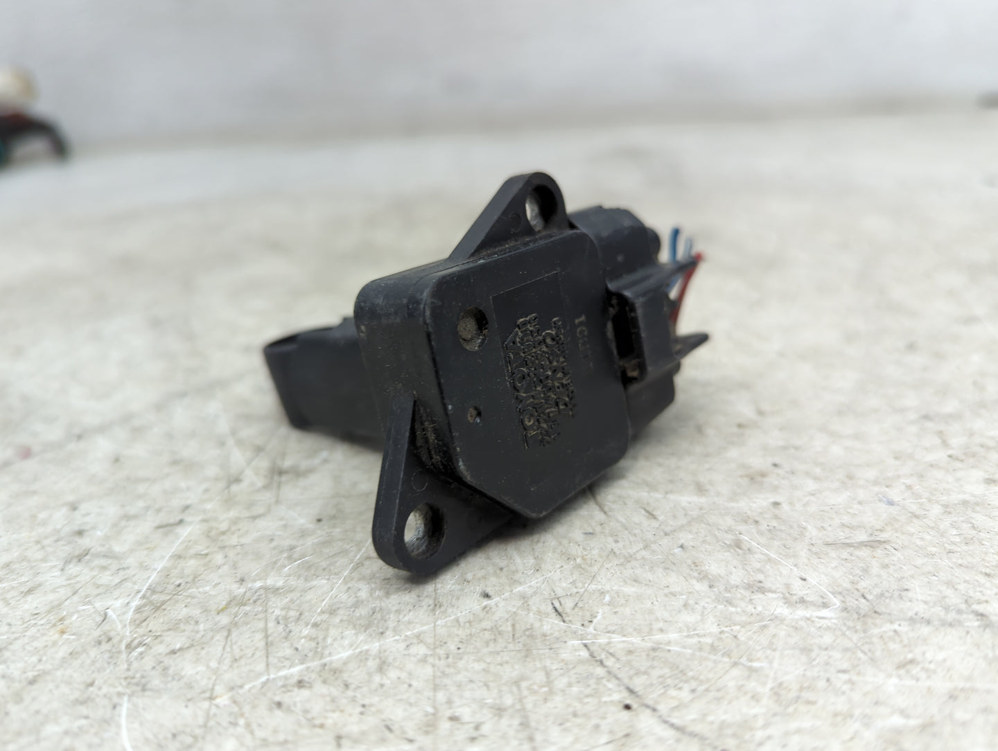 2001-2005 Toyota Rav4 Mass Air Flow Meter Maf 1487922 - Oemusedautoparts1.com