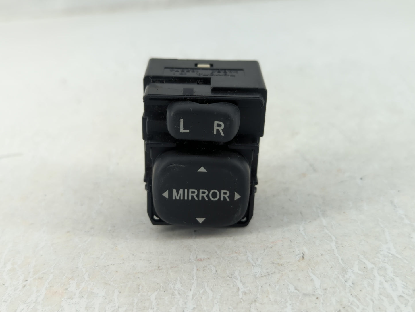 2001-2003 Toyota Rav4 Master Power Window Switch Replacement Driver Side Left P/N:183574 Fits Fits 2001 2002 2003 OEM Used A