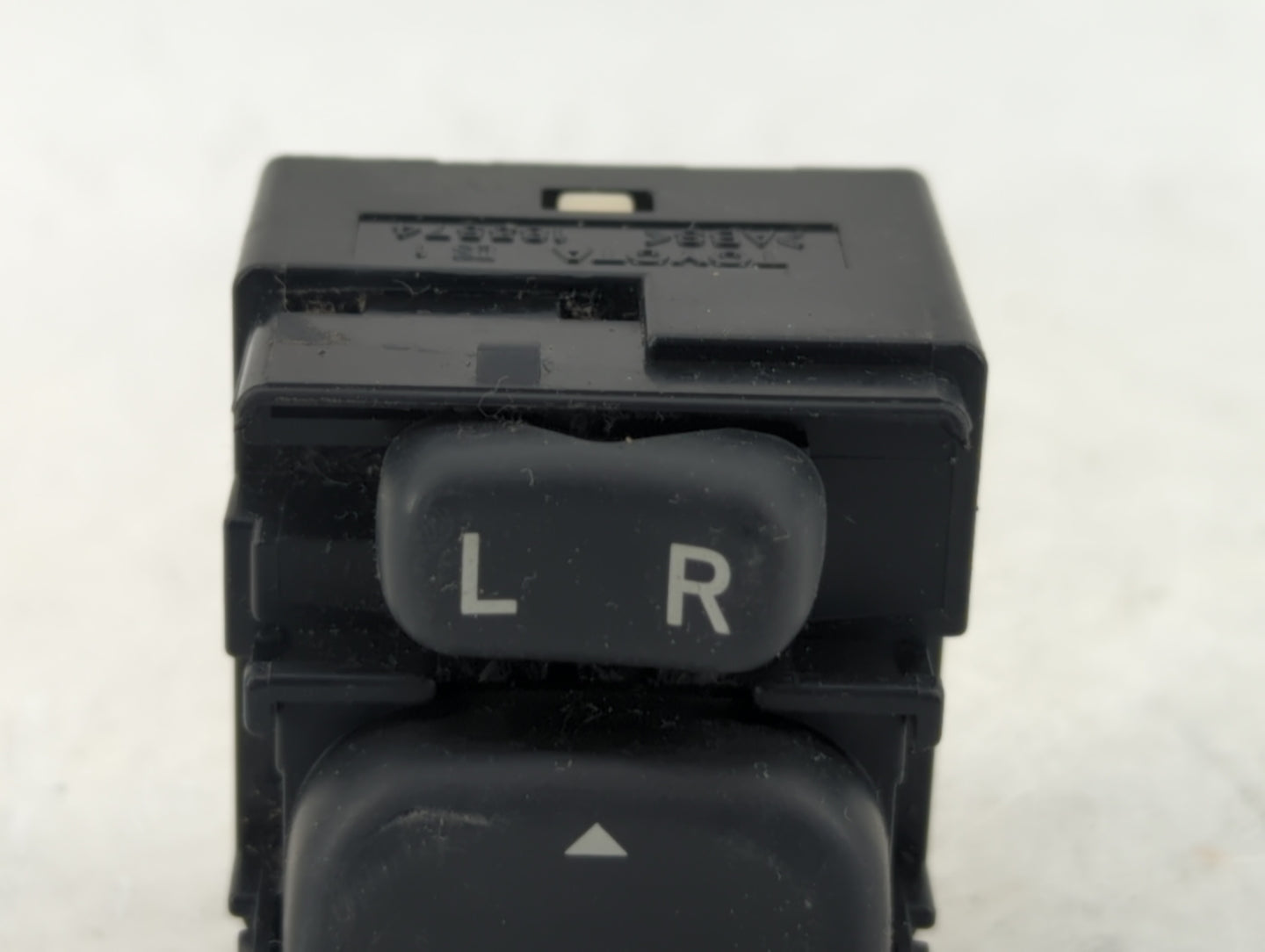 2001-2003 Toyota Rav4 Master Power Window Switch Replacement Driver Side Left P/N:183574 Fits Fits 2001 2002 2003 OEM Used A