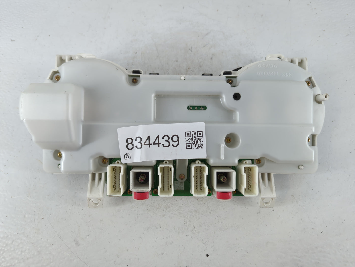 2001-2003 Toyota Rav4 Instrument Cluster Speedometer Gauges P/N:83800-4A041 Fits Fits 2001 2002 2003 OEM Used Auto Parts - O