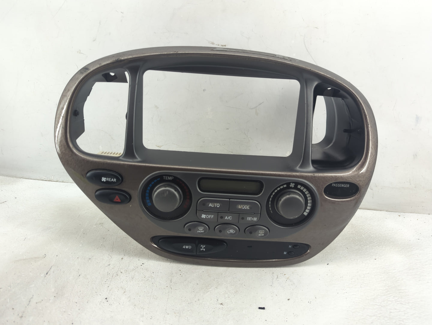 2003-2004 Toyota Sequoia Climate Control Module Temperature AC/Heater Replacement Fits Fits 2003 2004 OEM Used Auto Parts - 