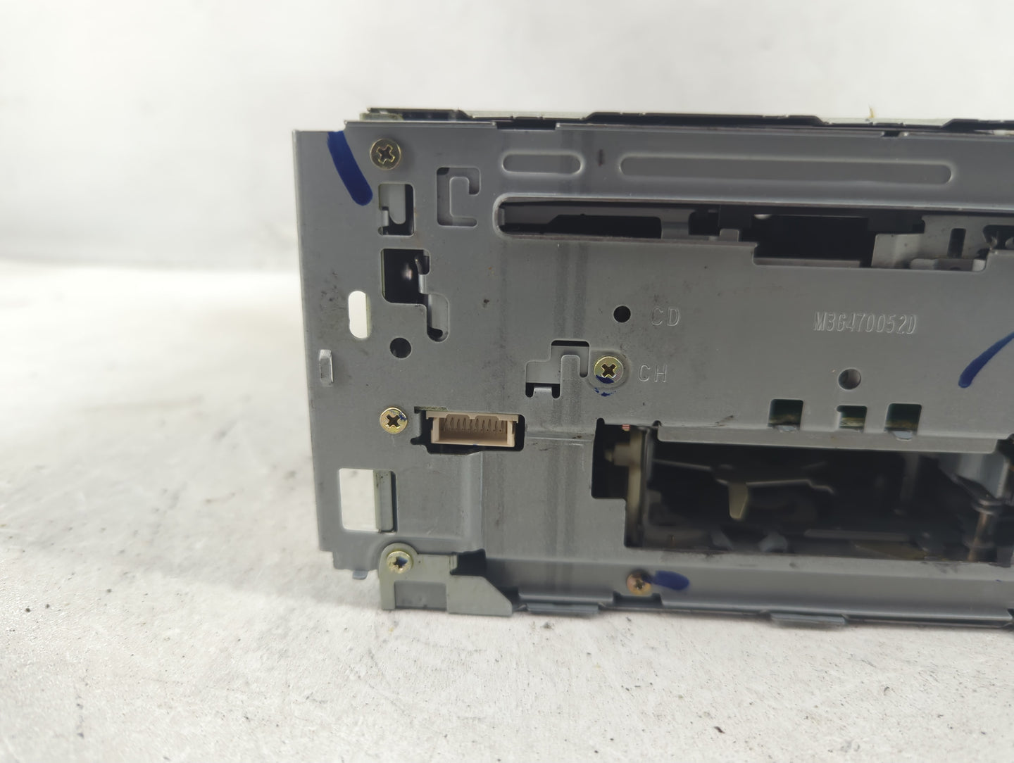 2003-2007 Toyota Sequoia Radio AM FM Cd Player Receiver Replacement P/N:86120-0C121 Fits Fits 2003 2004 2005 2006 2007 OEM U