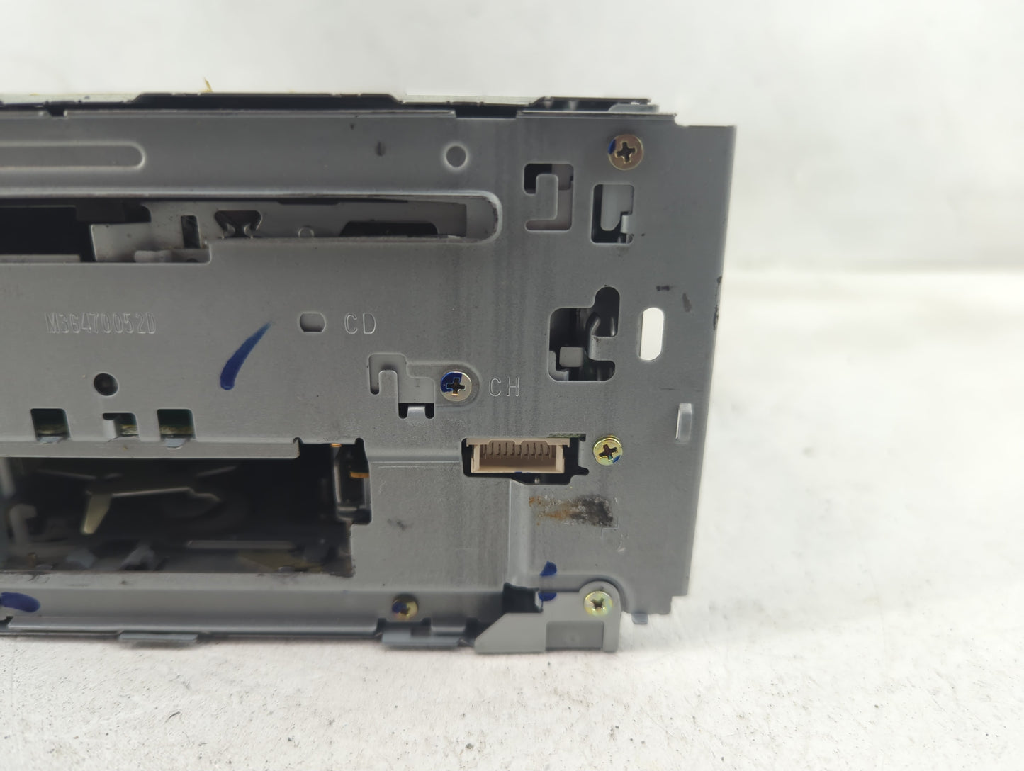 2003-2007 Toyota Sequoia Radio AM FM Cd Player Receiver Replacement P/N:86120-0C121 Fits Fits 2003 2004 2005 2006 2007 OEM U