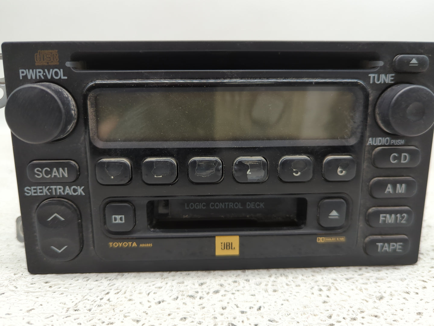 2001-2003 Toyota Sienna Radio AM FM Cd Player Receiver Replacement P/N:86120-08120 AD6805 Fits Fits 2001 2002 2003 OEM Used 