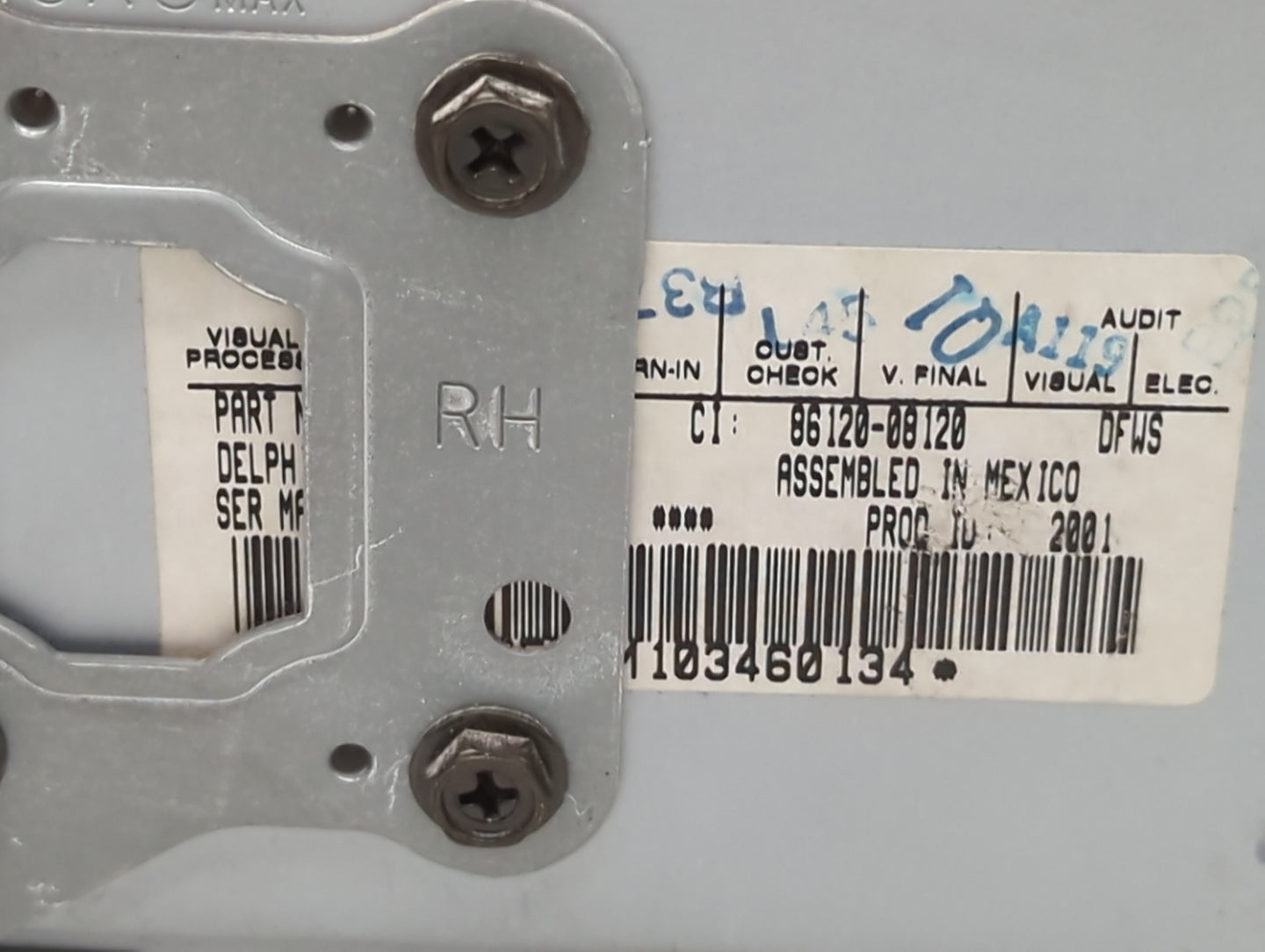 2001-2003 Toyota Sienna Radio AM FM Cd Player Receiver Replacement P/N:86120-08120 AD6805 Fits Fits 2001 2002 2003 OEM Used 
