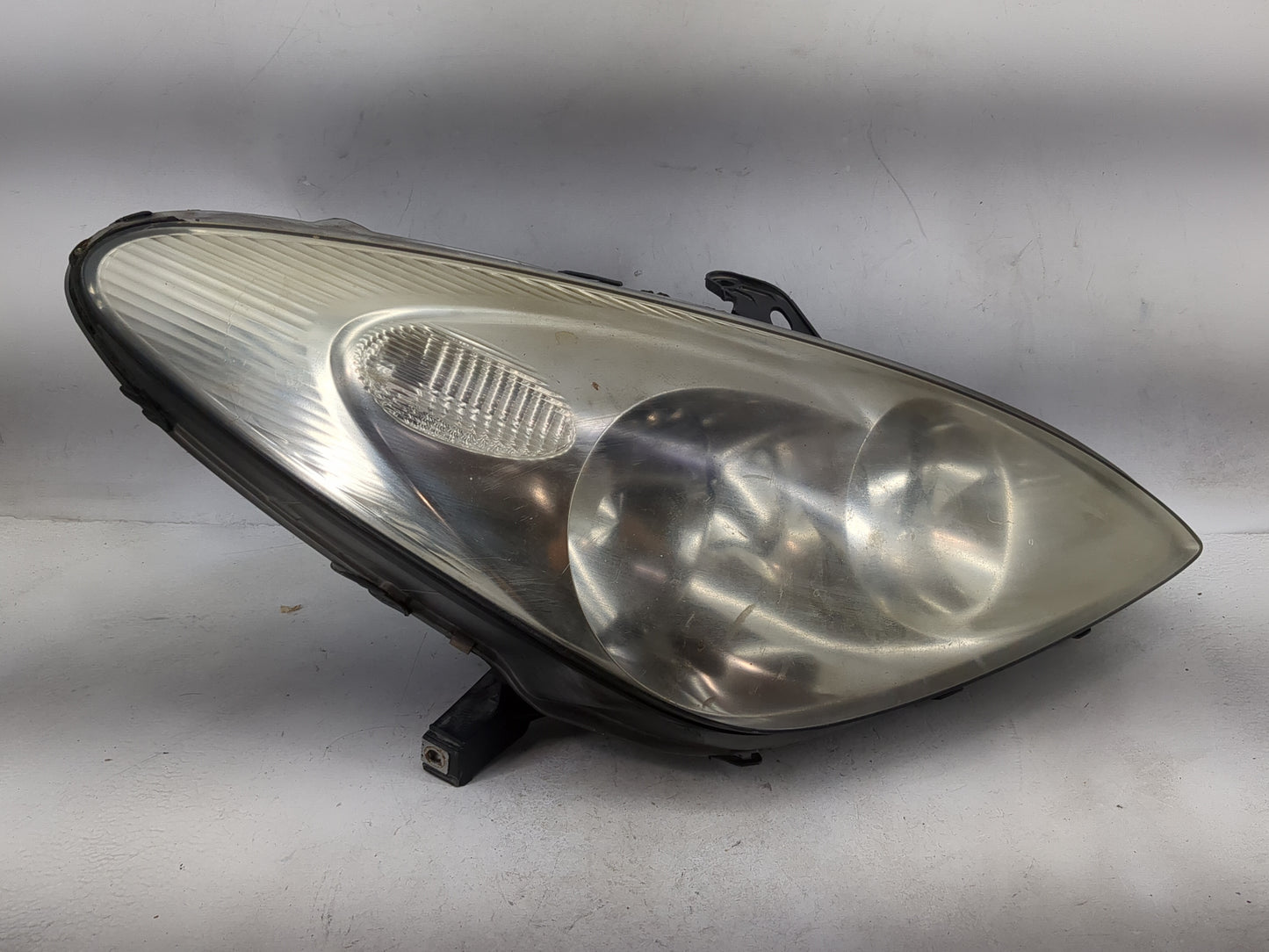 2001-2003 Toyota Sienna Driver Left Oem Head Light Headlight Lamp 1481354 - Oemusedautoparts1.com